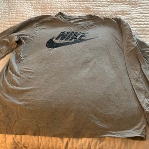 Men’s Nike Long Sleeve T-Shirt